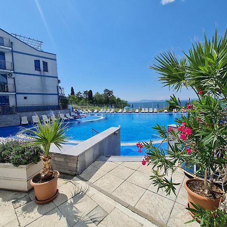Blue Bay Palace Apart Complex 포마리 외부 사진