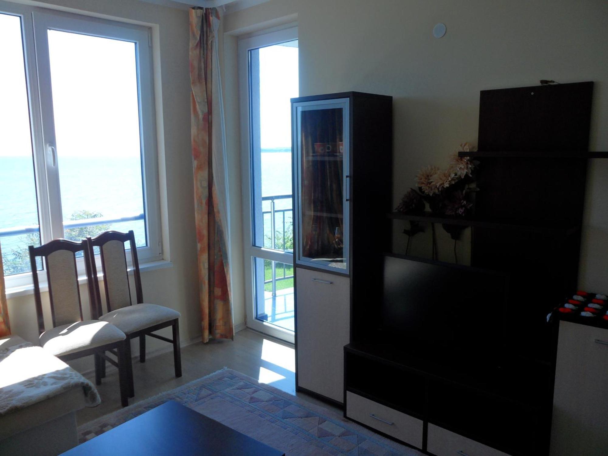 Blue Bay Palace Apart Complex 포마리 객실 사진
